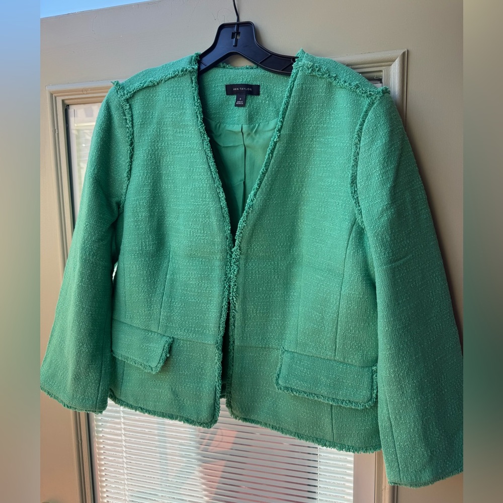 NWOT Ann Taylor Green Textured Blazer